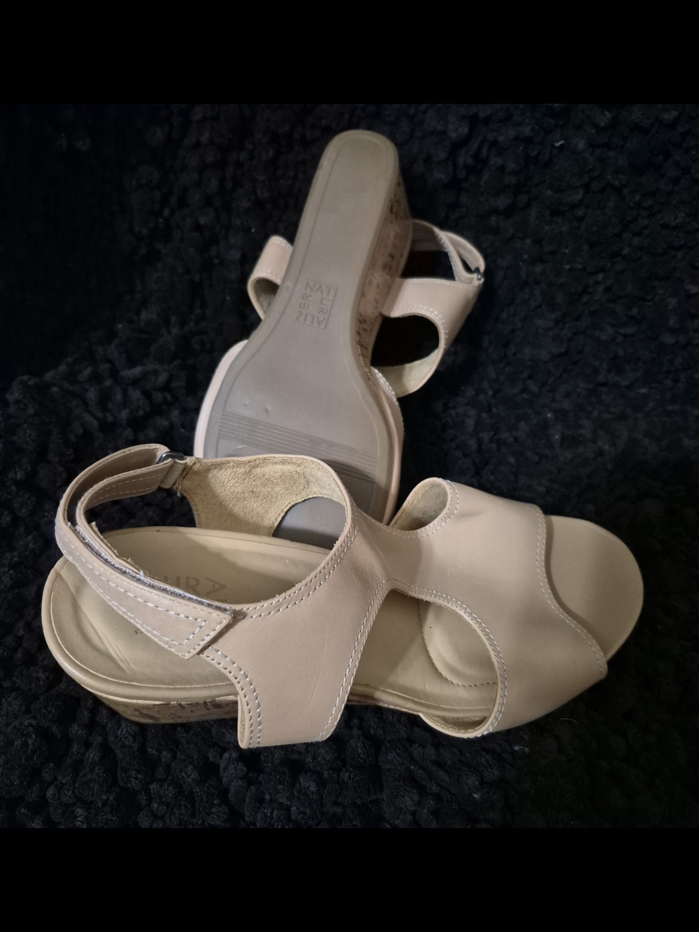 Naturalizer Women's Beige Leather Sandals - Picture 2 of 5